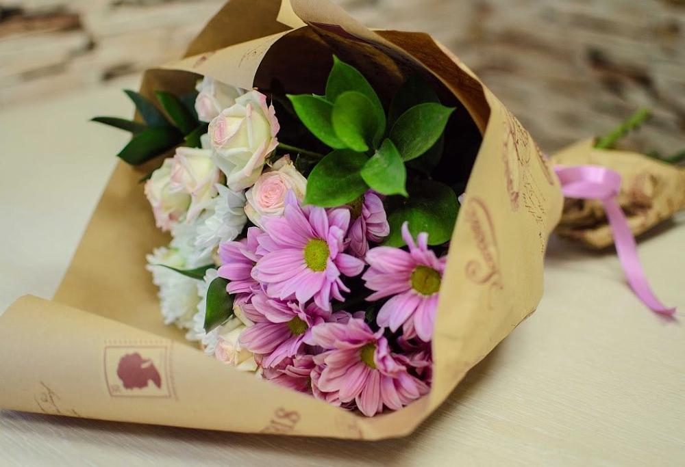 Букет цветов из: Розы и Хризантемы в Викулово