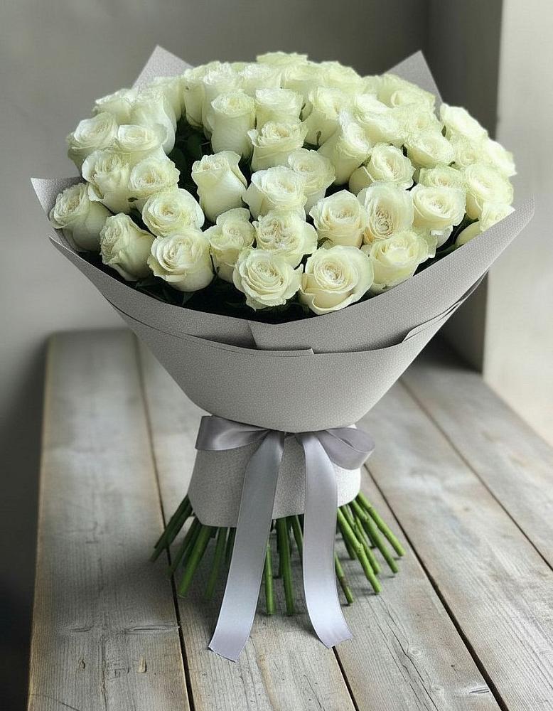 Букет 35 Белых роз в Викулово