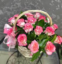 Цветочная композиция из Розы в корзине в Викулово