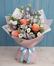 Букет цветов из:  Лизиантусы, Розы, Альстромерии и Гипсофила #REPLACE_PRED# Викулово