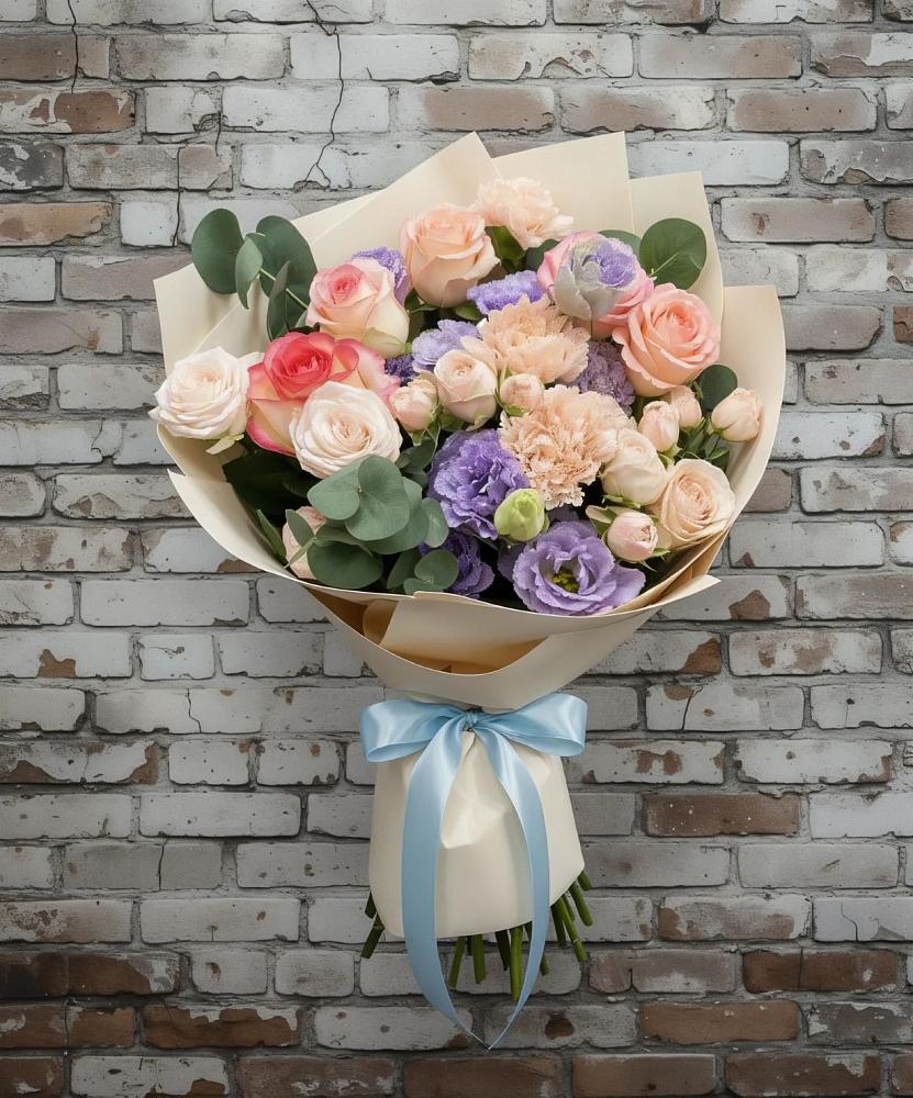 Букет цветов из: Розы, Лизиантусы и Гвоздики в Викулово