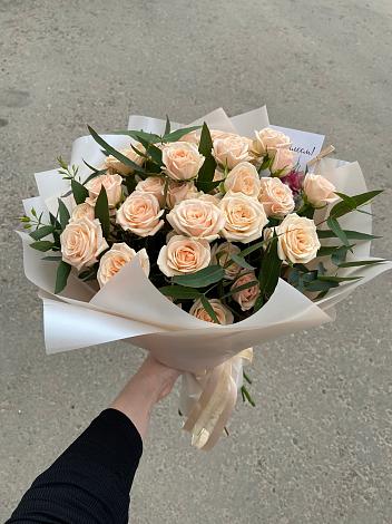 Букет Кремовые розы Латте в Викулово