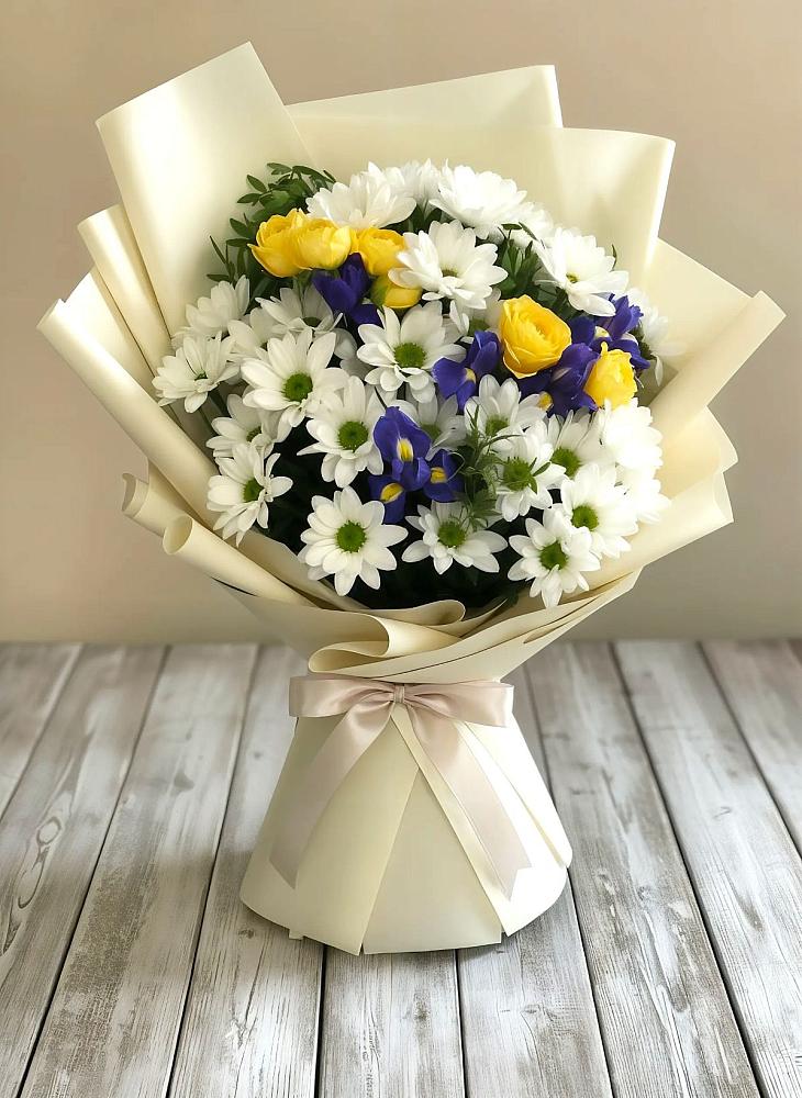 Букет цветов из: Ирисы, Хризантемы и Розы в Викулово