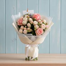 Букет цветов из:  Розы в Викулово